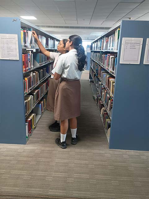 Grade 11 - Visit to Anna Centenary Library - 2